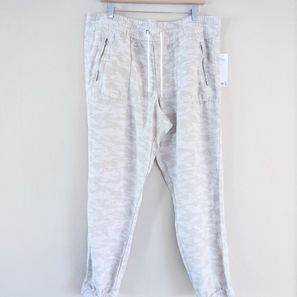 NWT Athleta Light Camo Cabo Tide Linen Jogger Pants Sz 16 Zip Pockets Activewear - Picture 1 of 11